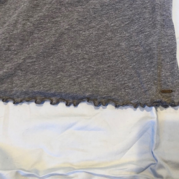 3 nice t shirts - Picture 2 of 2